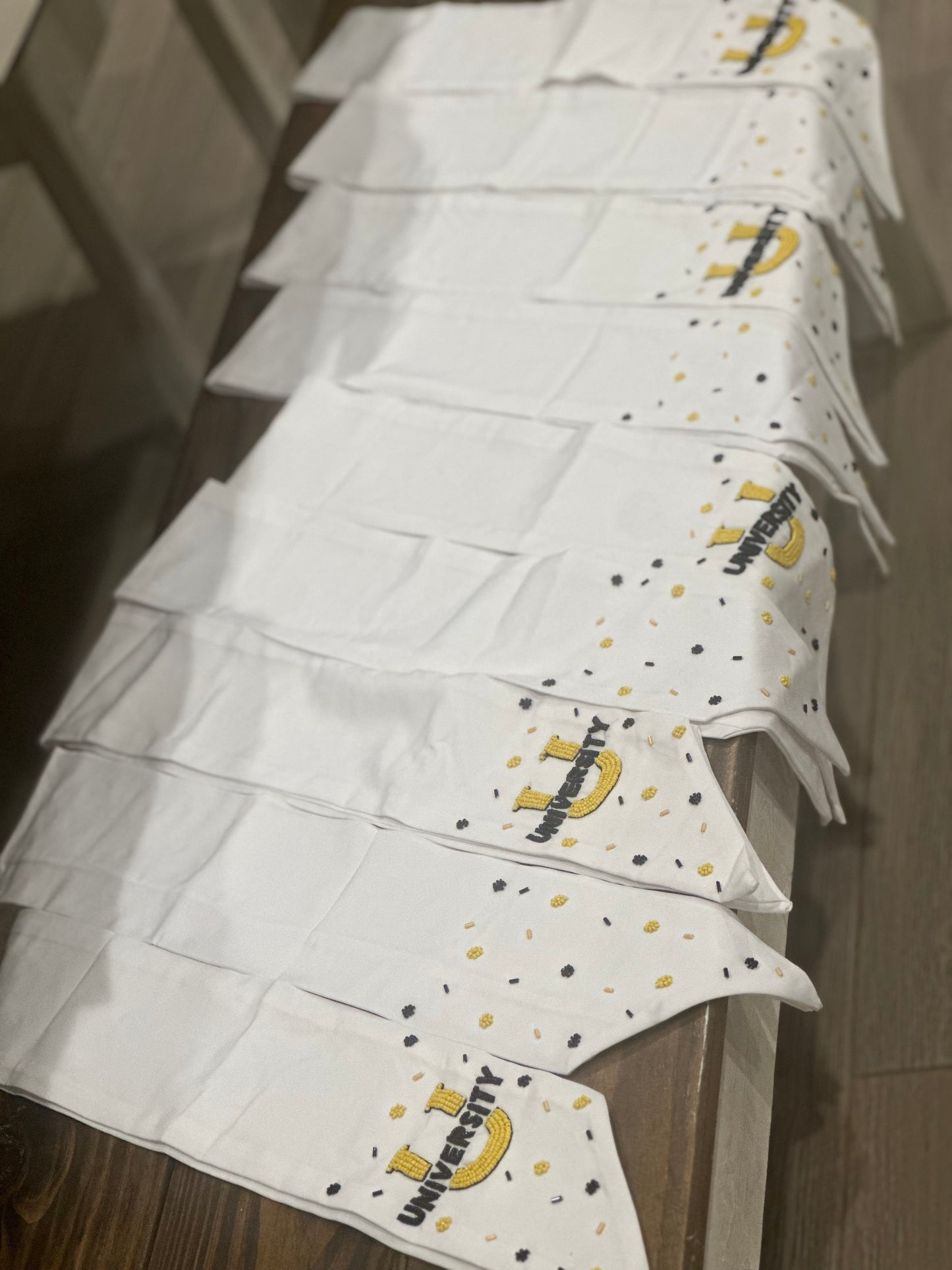 U-High Wreath Sash - White