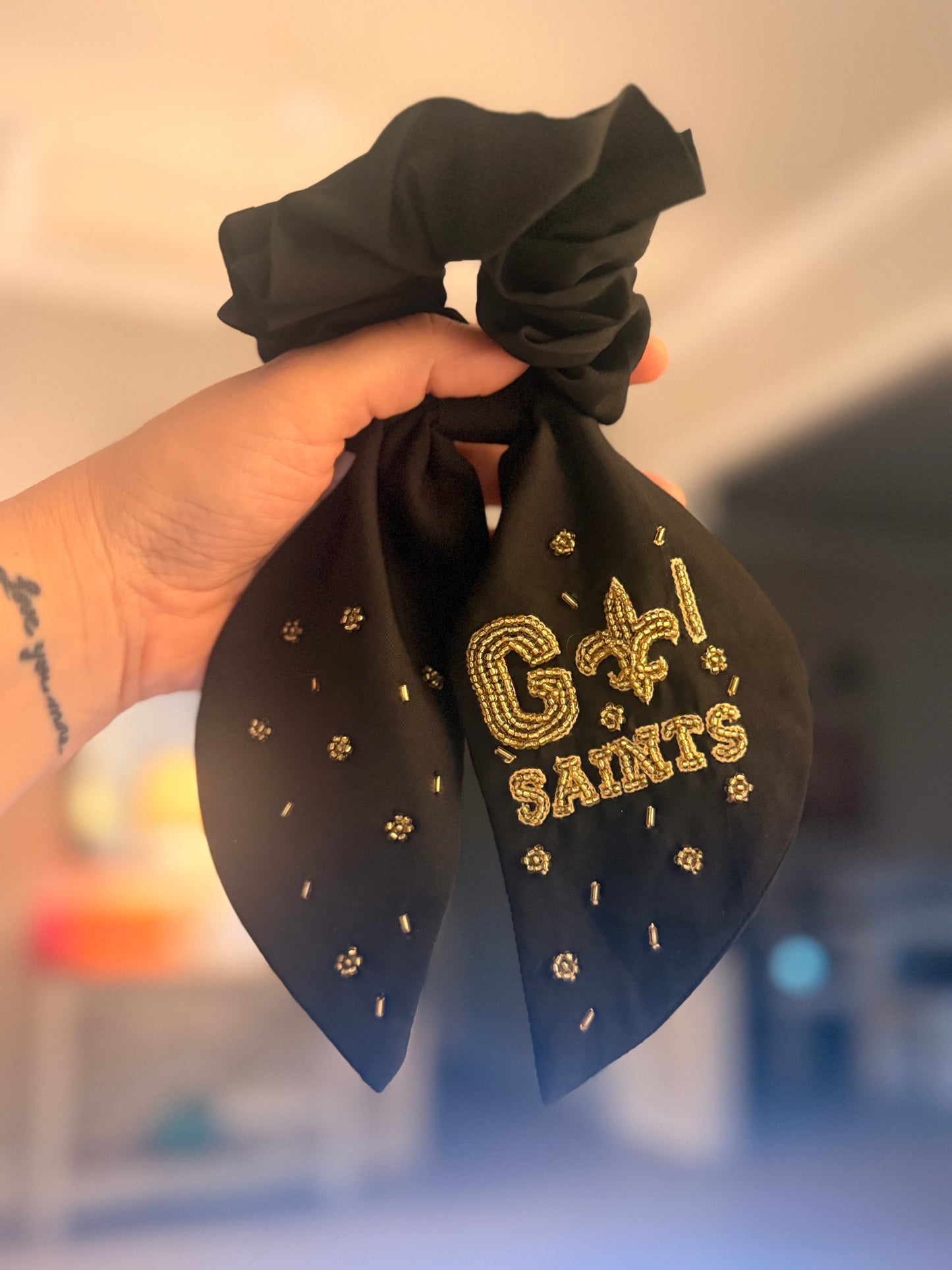 Saints Scrunchie 2
