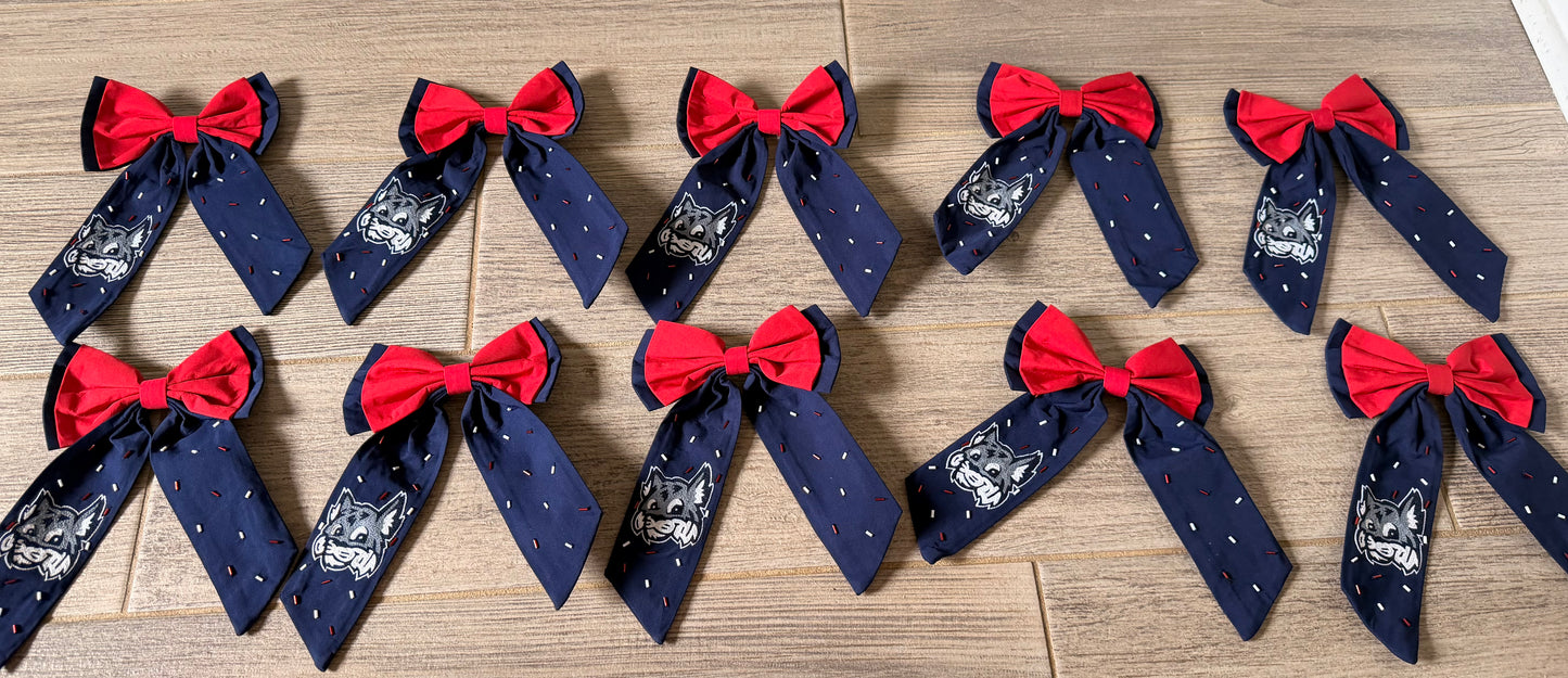 St. Amant Primary Cubs Bow