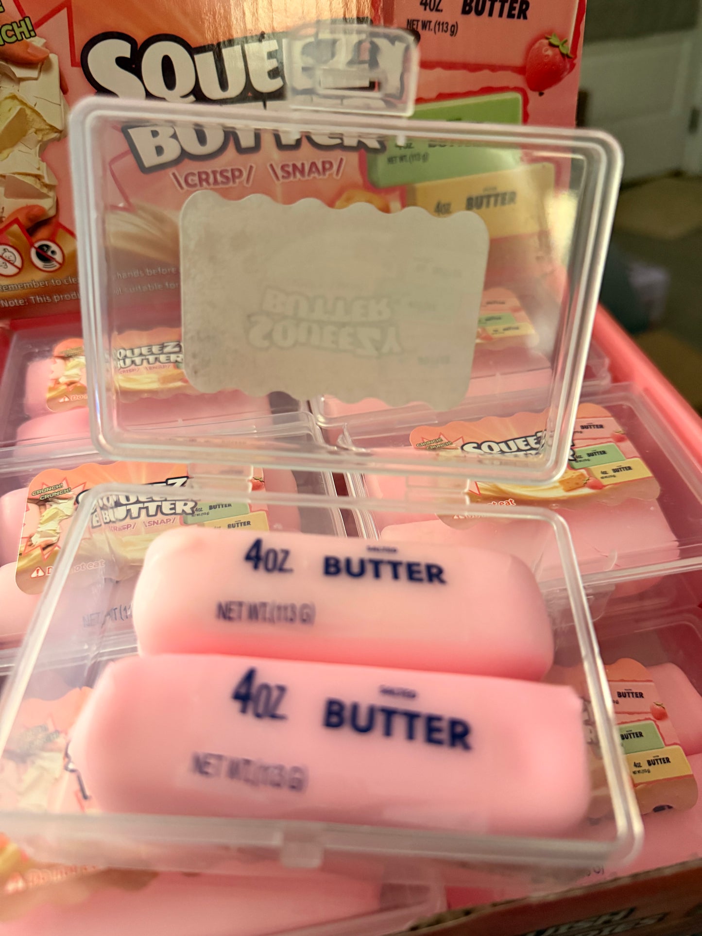 Squeezy Butter Wax Crackers