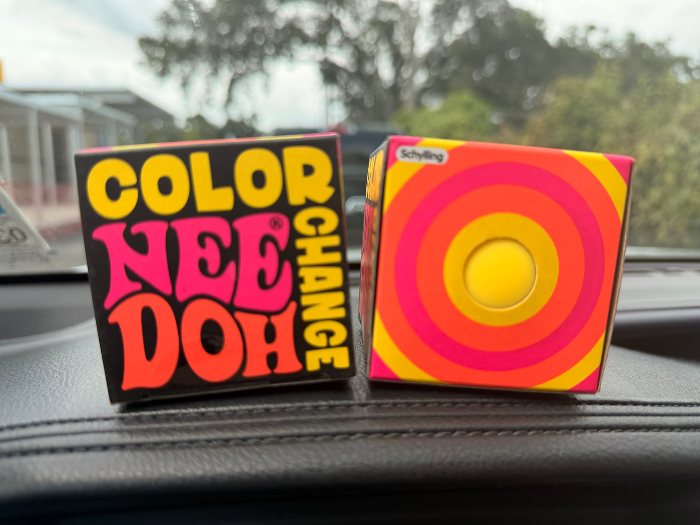 Needoh Color Change — Yellow