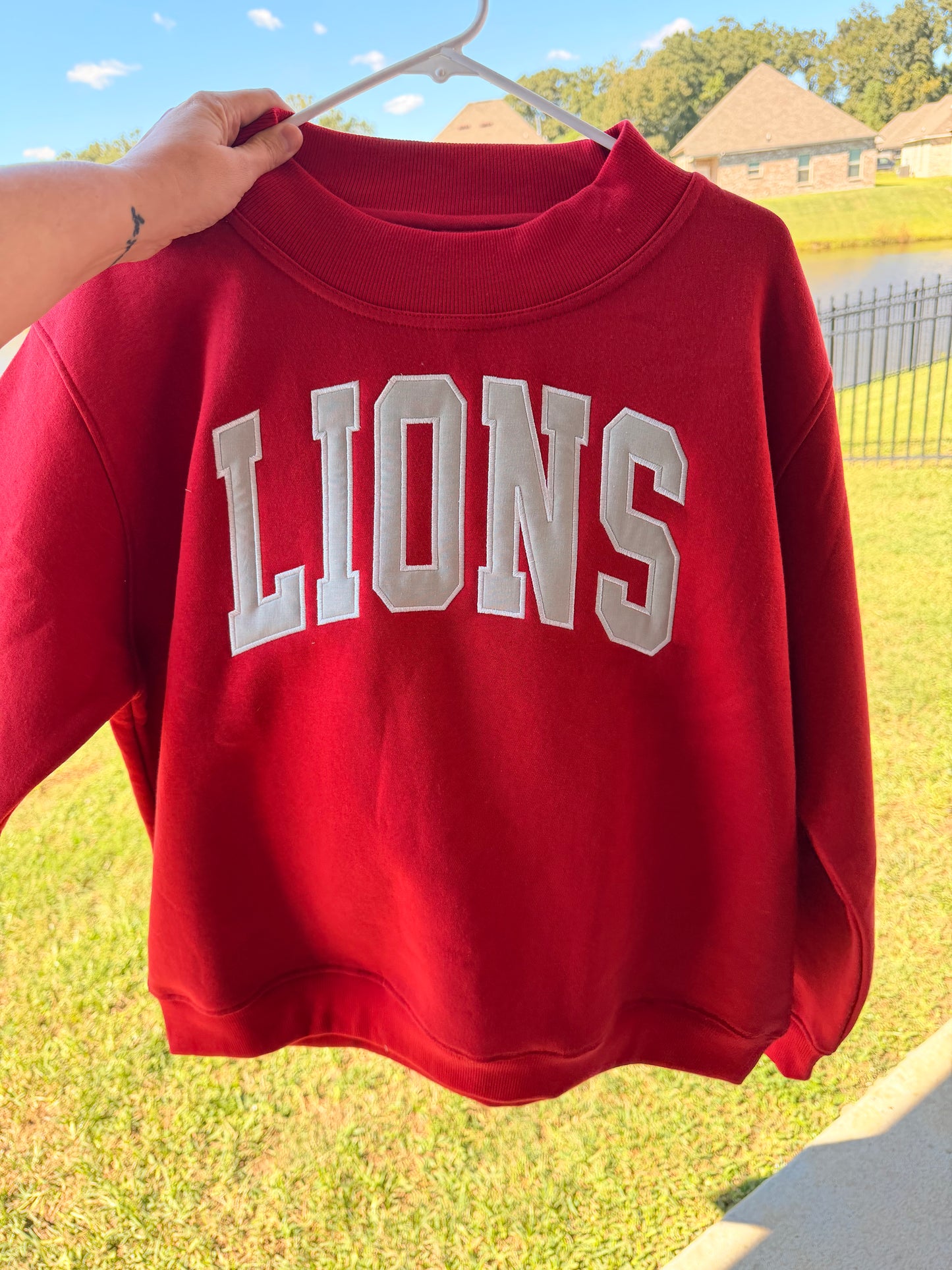 Lions Mockneck